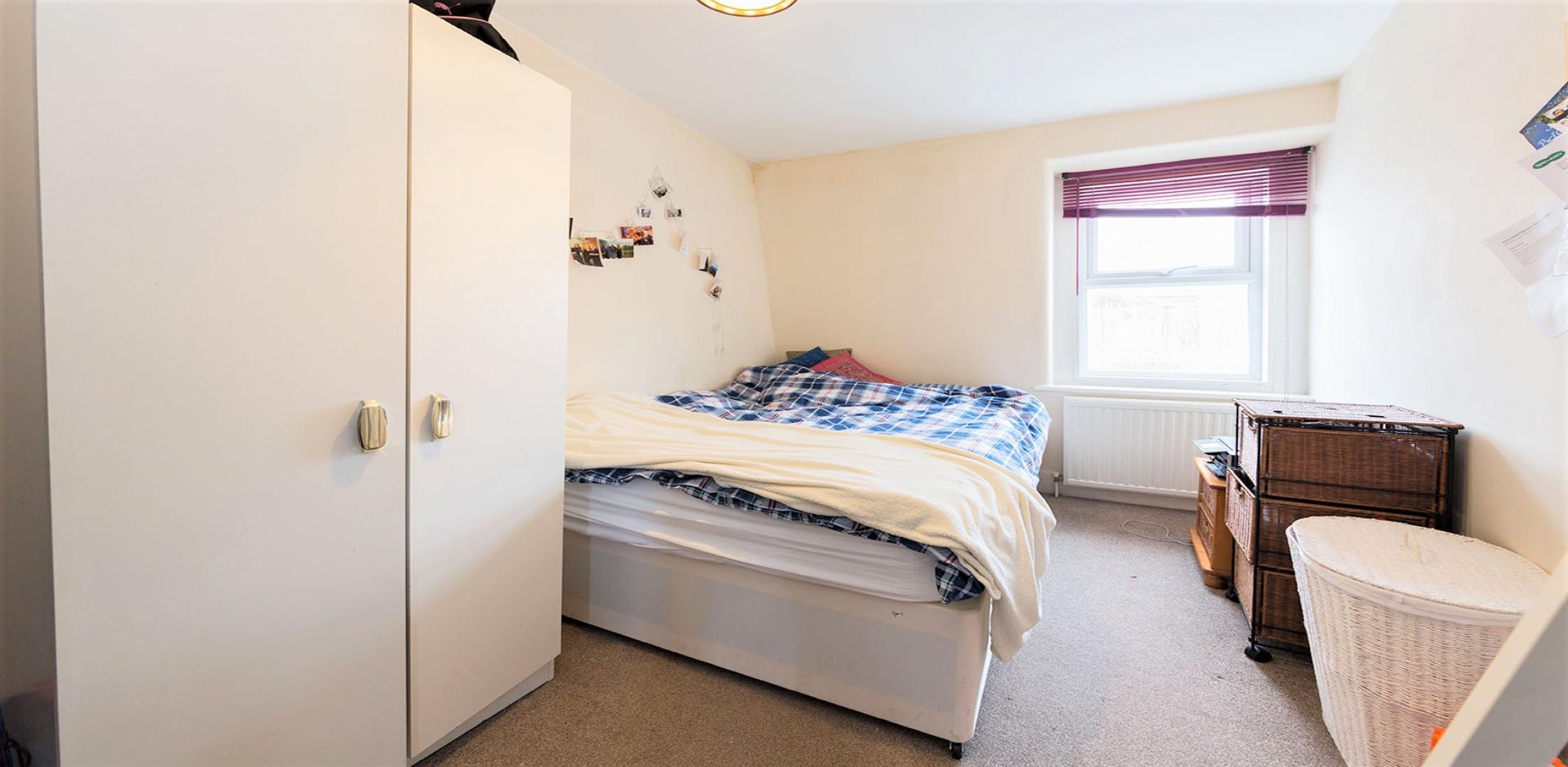 			NEW INSTRUCTION, 3 Bedroom, 1 bath, 1 reception Flat			 West End Lane, WEST HAMPSTEAD